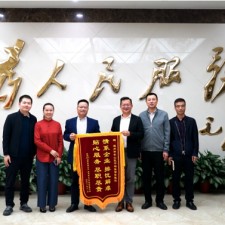 爱游戏中国-雄阔海和伍云召谁厉害